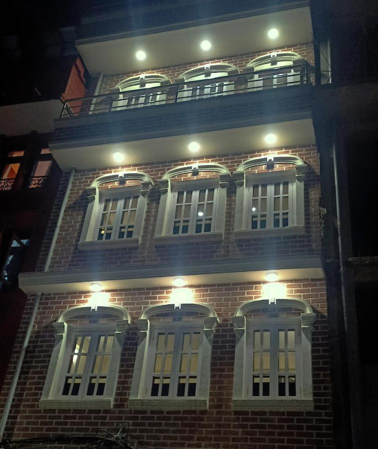 Nirvana Kuti Kathmandu Buitenkant foto