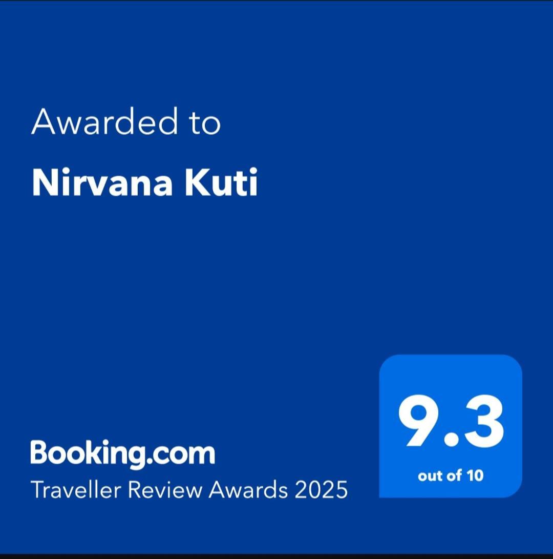 Nirvana Kuti Kathmandu Buitenkant foto